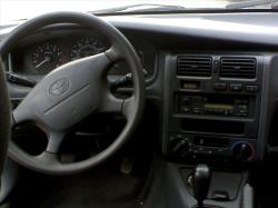 TOYOTA CARINA E interior