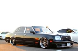 toyota century v12