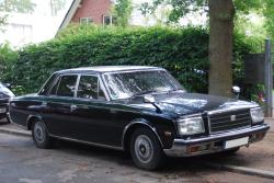 TOYOTA CENTURY green