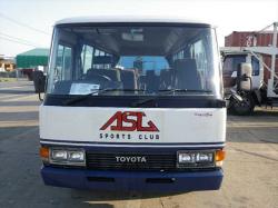 TOYOTA COASTER green