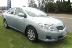 TOYOTA COROLLA VERSO blue