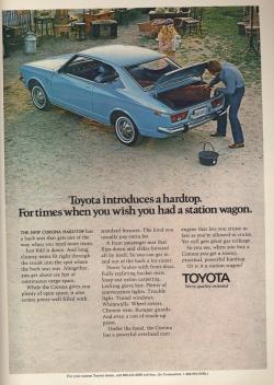 TOYOTA CORONA blue