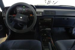 TOYOTA CRESSIDA interior