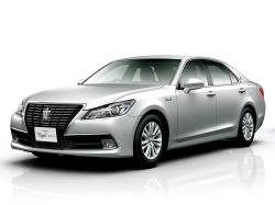 toyota crown 2.5