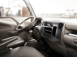 TOYOTA DYNA interior