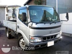 TOYOTA DYNA silver