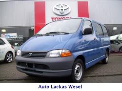 TOYOTA HIACE blue