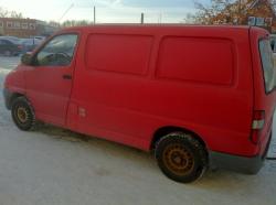 TOYOTA HIACE red