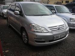 TOYOTA IPSUM silver