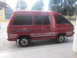 TOYOTA LITEACE red