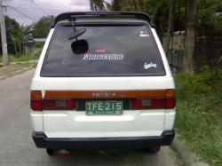 TOYOTA LITEACE white