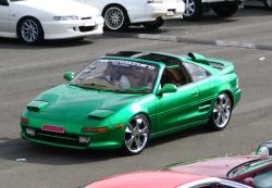 TOYOTA MR2 green