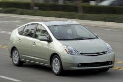 TOYOTA PRIUS HYBRID green