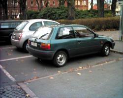 TOYOTA STARLET green