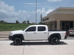 TOYOTA TACOMA white