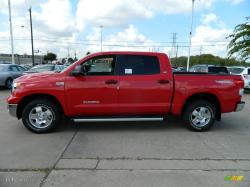 TOYOTA TUNDRA red