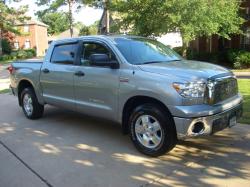 TOYOTA TUNDRA silver