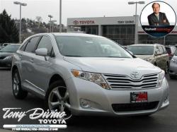 TOYOTA VENZA silver