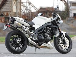 TRIUMPH 1050 SPEED TRIPLE silver