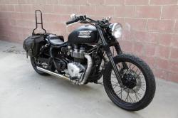 TRIUMPH BONNEVILLE AMERICA black