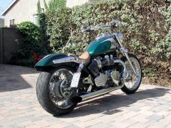 TRIUMPH BONNEVILLE AMERICA green