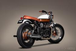 TRIUMPH BONNEVILLE brown