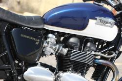 TRIUMPH BONNEVILLE engine