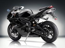 TRIUMPH DAYTONA 675 brown