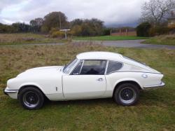 TRIUMPH GT6 white