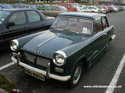 TRIUMPH HERALD 1200 green