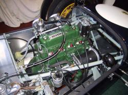 TRIUMPH HERALD engine