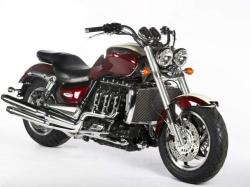 TRIUMPH ROCKET III green