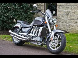 TRIUMPH ROCKET silver