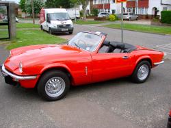 TRIUMPH SPITFIRE 1500 red