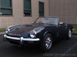 TRIUMPH SPITFIRE blue