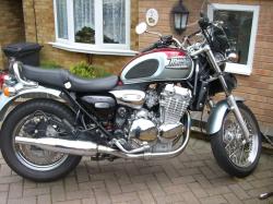 TRIUMPH THUNDERBIRD 900 brown