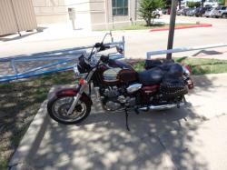 TRIUMPH THUNDERBIRD 900 interior