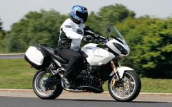 triumph tiger 1050 se