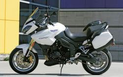 triumph tiger 1050