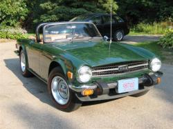 TRIUMPH TR6 green