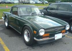 TRIUMPH TR6 green