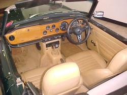 TRIUMPH TR6 interior