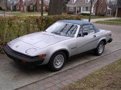 TRIUMPH TR7 silver