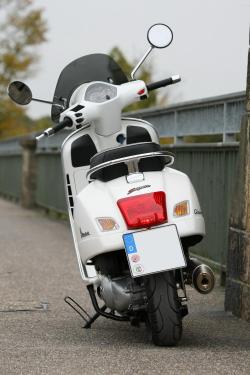 vespa 300