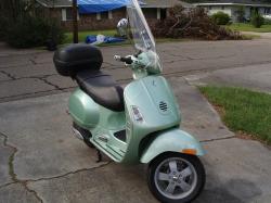 VESPA GTS green