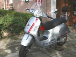 VESPA GTS silver