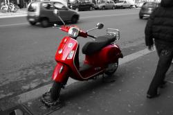 VESPA LX red