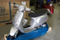 VESPA LX silver