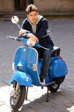 VESPA PX blue