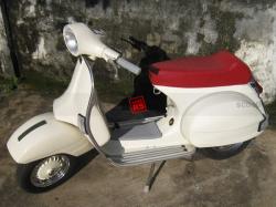 VESPA PX white